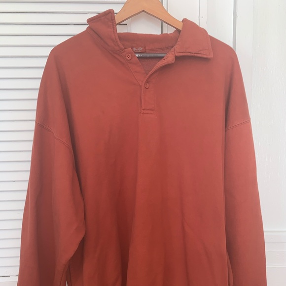 Brandy Melville Tops - Brandy Melville Sweatshirt